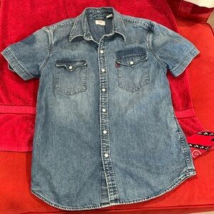 Men Short sleeve Jean shirt (LEVIS) 👕 🥾